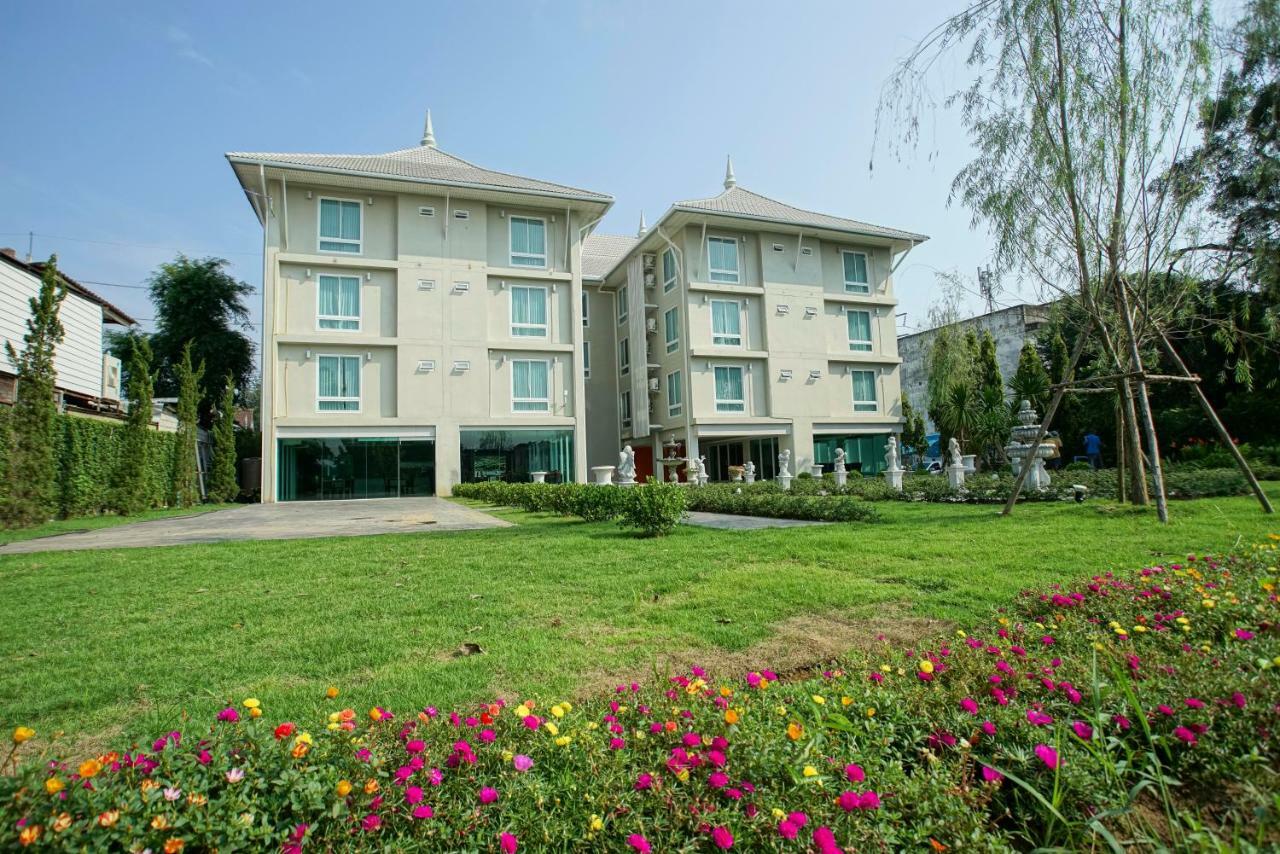 Nantra Chiangmai Riverfront Hotel Chiang Mai Exterior foto