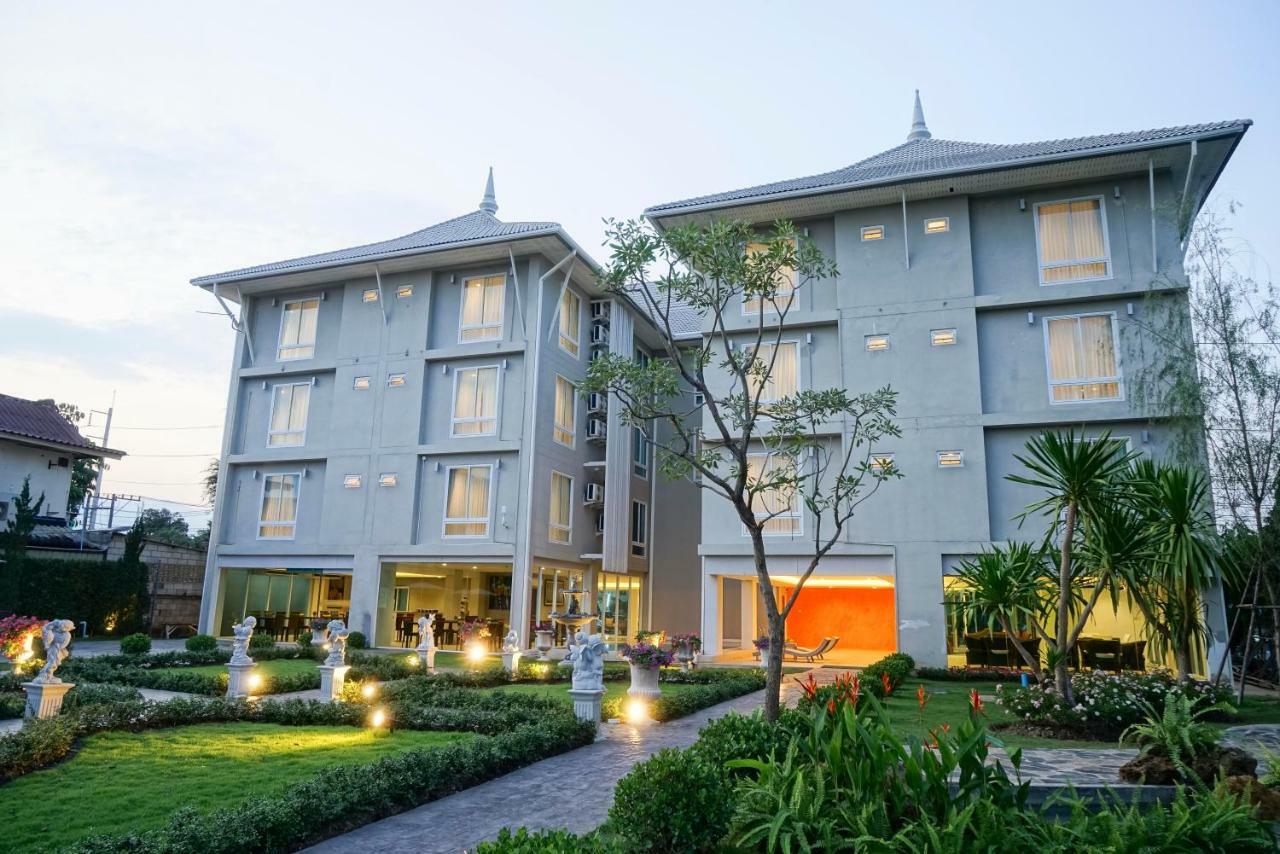 Nantra Chiangmai Riverfront Hotel Chiang Mai Exterior foto